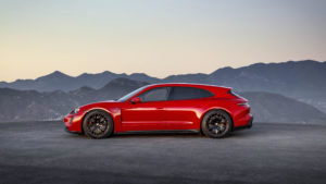 2022 Porsche Taycan GTS / Sport Turismo | Fanaticar Magazin