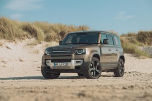 2021 Land Rover Defender D300 (2021) | Fanaticar Magazin / MarioRoman Pictures
