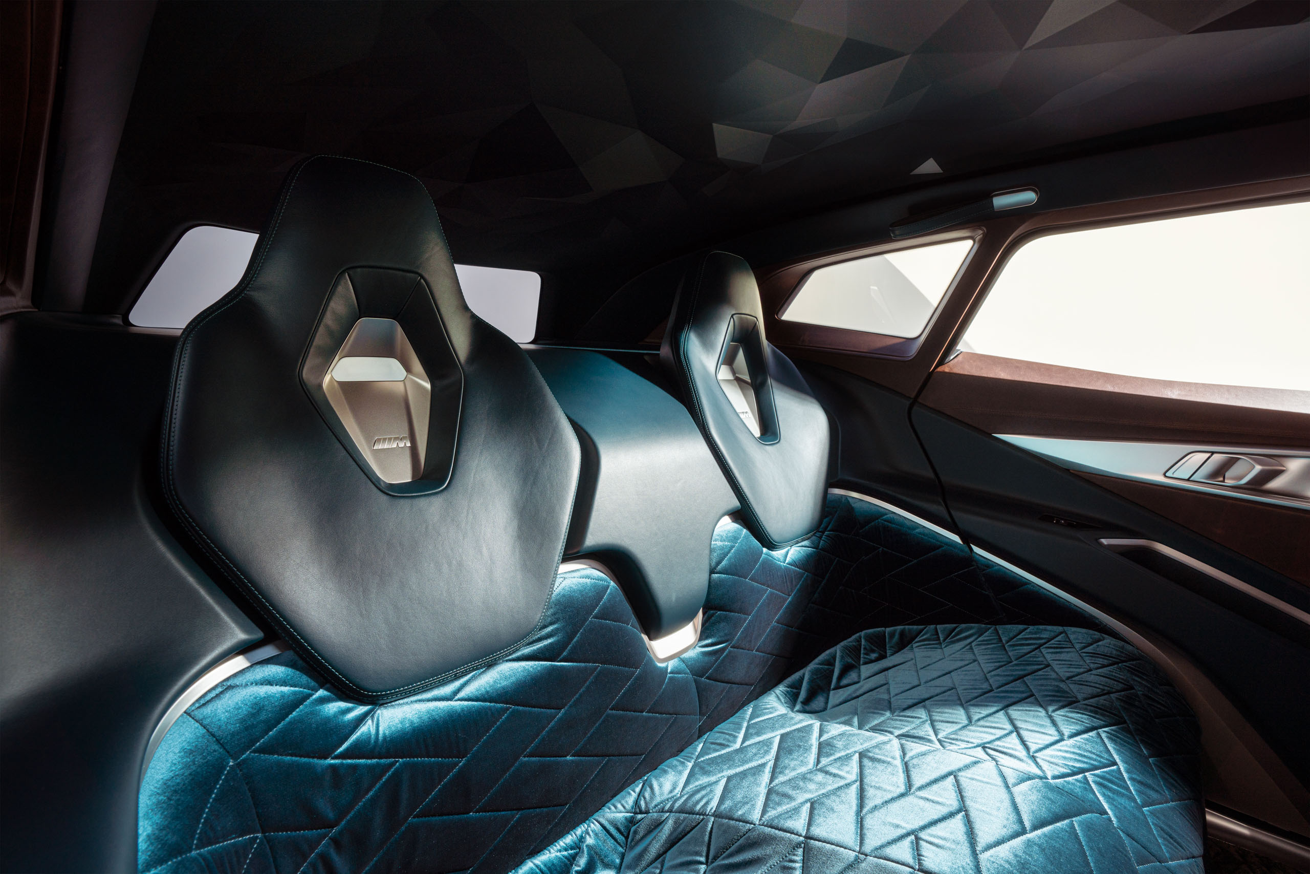 2021 BMW Concept XM | Fanaticar Magazin