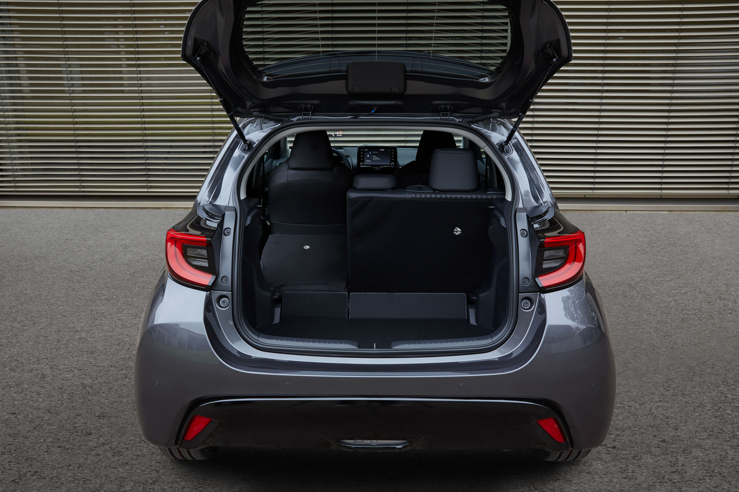 Mazda2 Hybrid (2022) | Fanaticar Magazin
