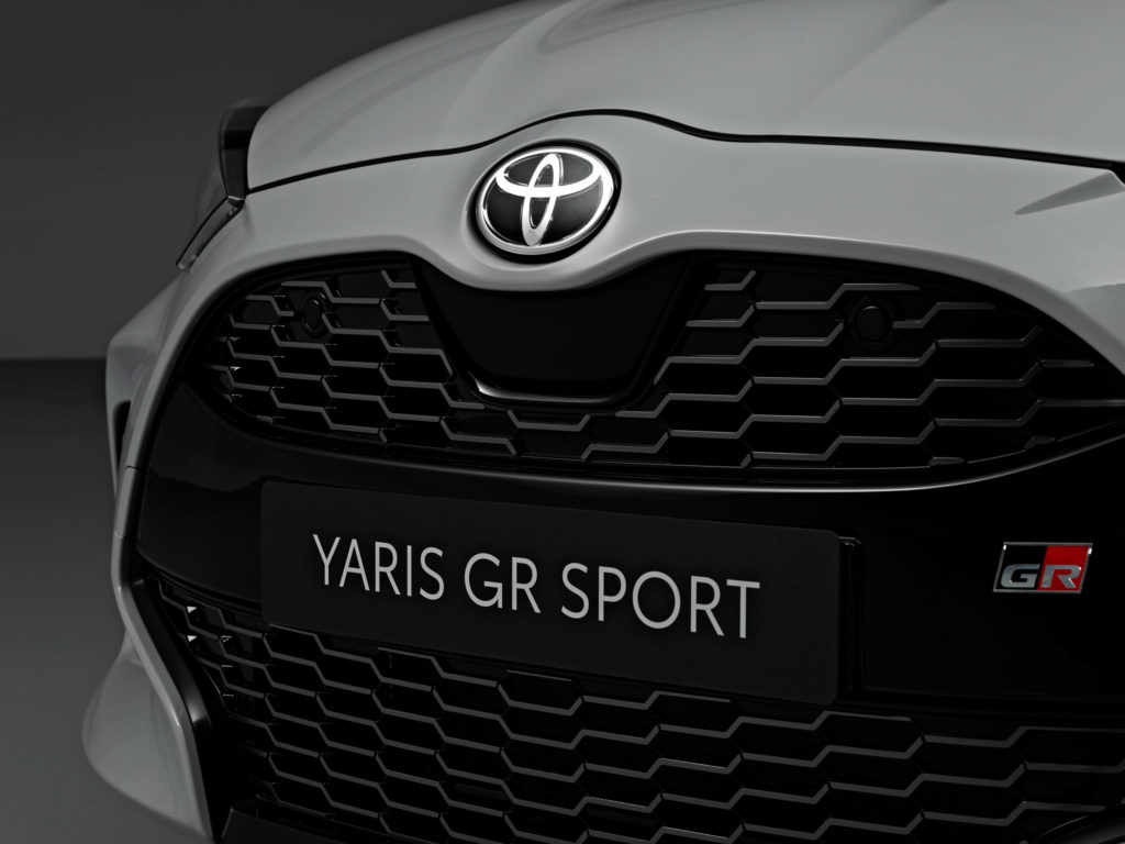 2022 Toyota Yaris GR Sport | Fanaticar Magazin