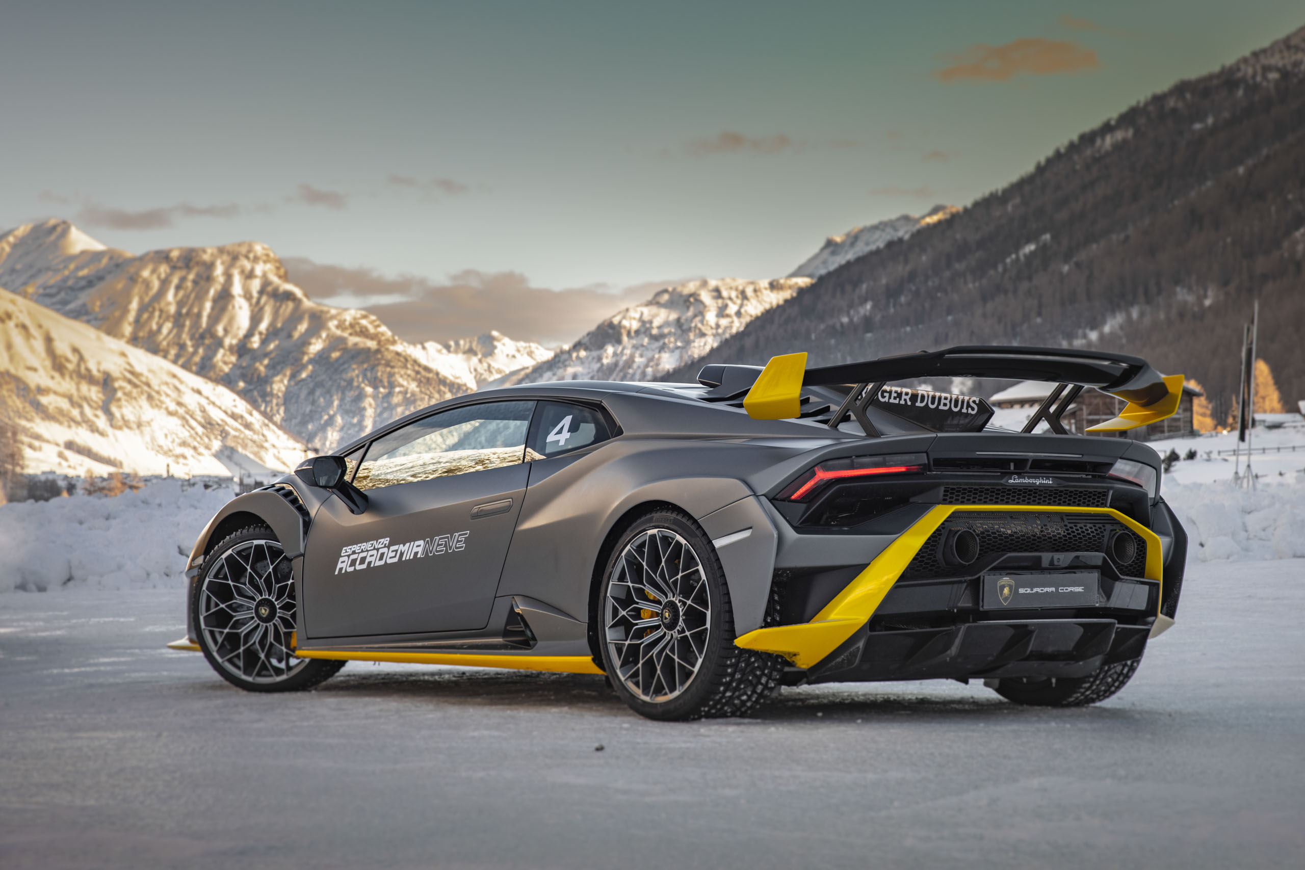 2022 Lamborghini Accademia Neve 2022 | Fanaticar Magazin
