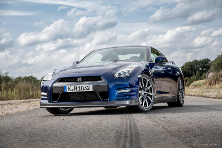 2014 Nissan GT-R by MarioRoman Pictures