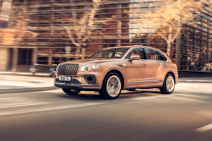 2023 Bentley Bentayga EWB | Fanaticar Magazin