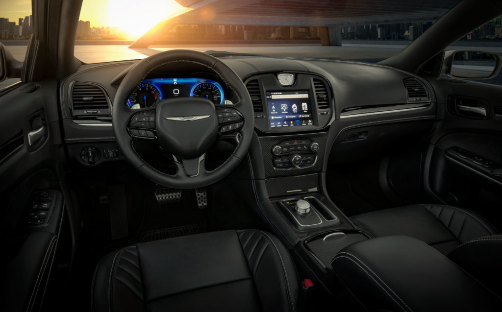 2023 Chrysler 300C 6.4 Hemi V8 | Fanaticar Magazin