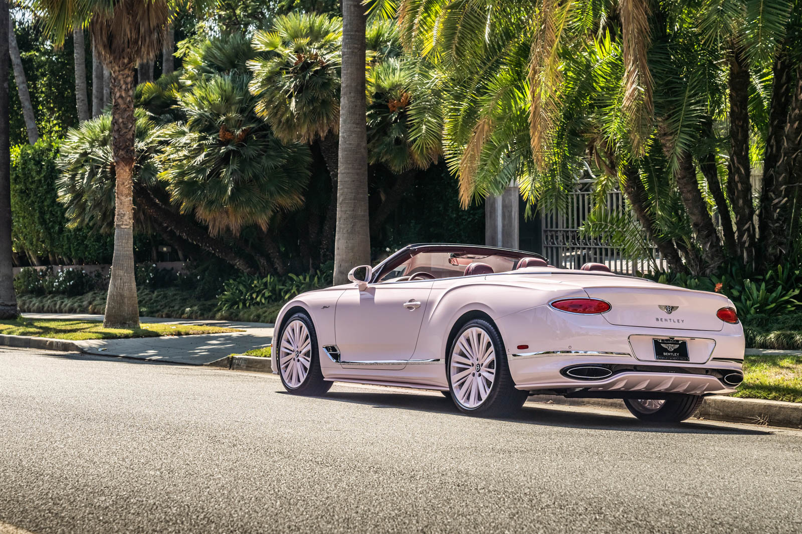 2022 Bentley Mulliner GTC Speed Beverly Hills Collection | Fanaticar Magazin