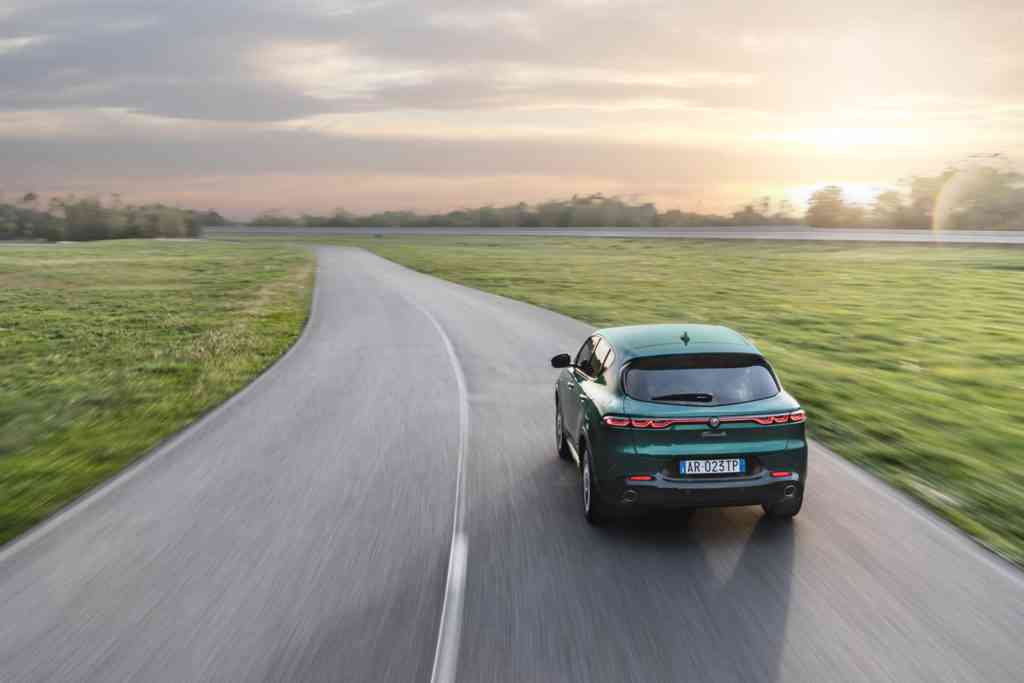 2023 Alfa Romeo Tonale Plug-In-Hybrid Q4 | Fanaticar Magazin