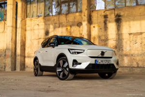 2023 Volvo XC40 Recharge Twin Motor Pure Electric | MarioRoman P