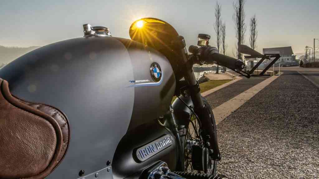 BMW R18 Custom Bike “Iron Annie” – Fanaticar Magazin