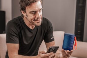Fernando Alonso - Bang & Olufsen Beosound Explore | Fanaticar Magazin