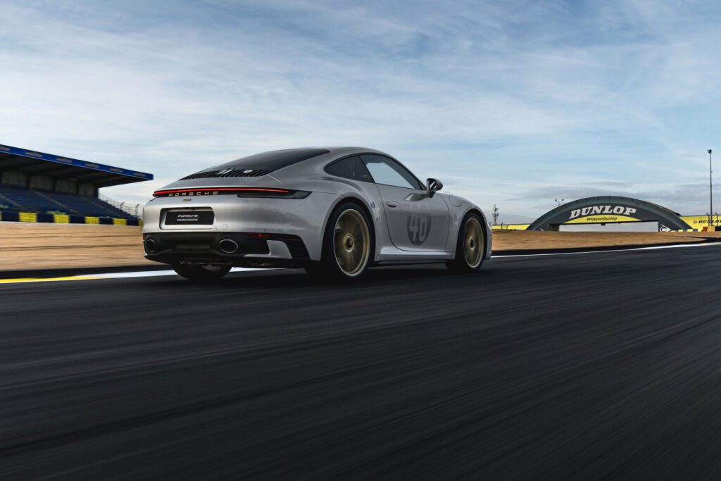 Porsche 911 Carrera GTS Le Mans Centenaire Edition | Fanaticar Magazin