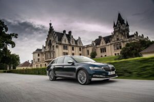 Skoda Superb Combi Scout Final Edition | Fanaticar Magazin