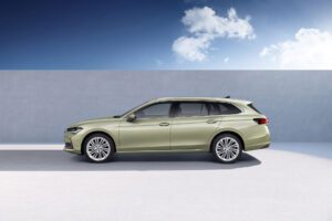 New 2024 Skoda Superb Combi | Fanaticar Magazin