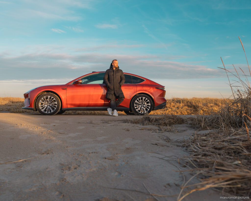 2024 Nio ET5 Sedan Orange | Fanaticar Magazin / MarioRoman Pictures