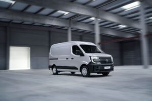 Nissan Interstar E | Fanaticar Magazin