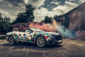 Bentley Continental GTC Pride Parade | Fanaticar Magazin