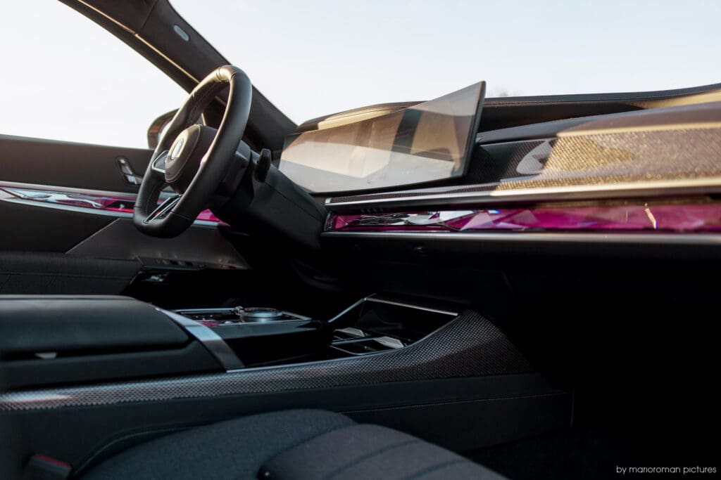 bmw i7 m70 7series 2025 marioroman 3110