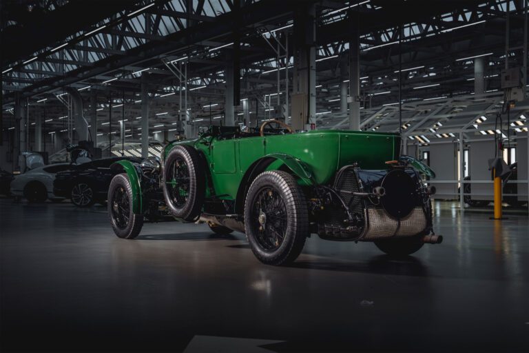 Bentley Retromobile Paris 2025 | Fanaticar Magazin