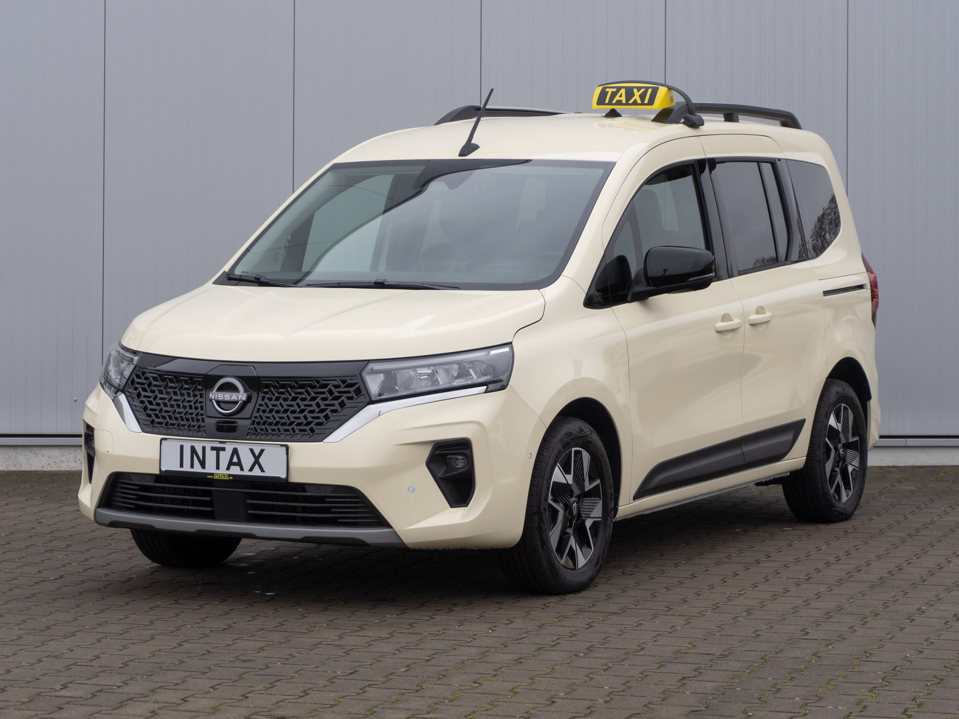 Nissan Townstar EL 2 Taxi | Fanaticar Magazin