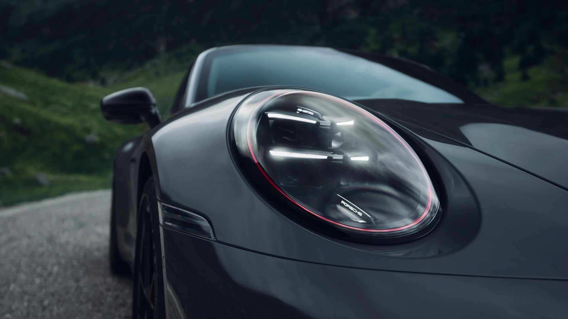 2025 Porsche 911 Carrera 4 GTS "Tribute to Transfagarasan" | Fanaticar Magazin