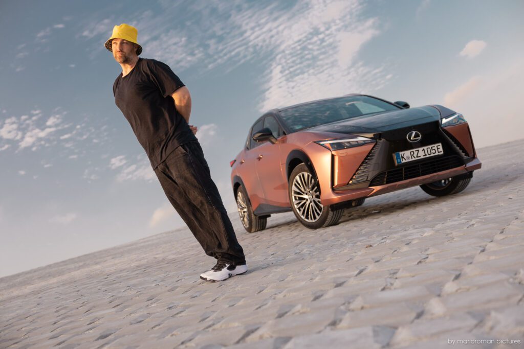 2025 Lexus RZ450e Direct4 | MarioRoman Pictures
