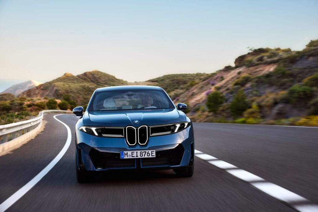 2026 BMW iX3 "Neue Klasse"