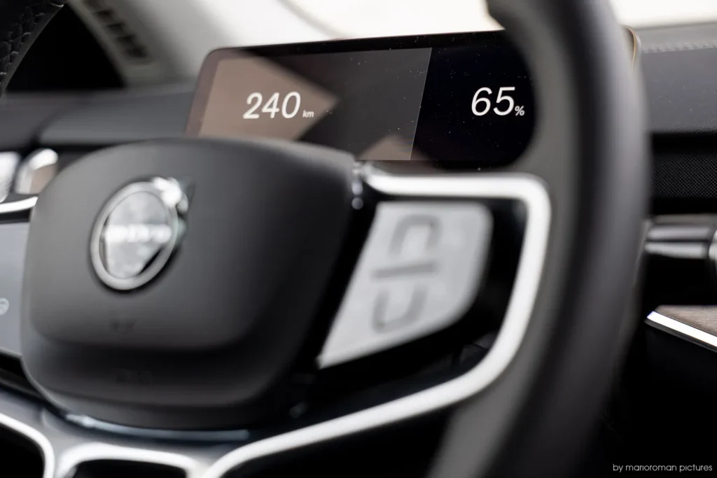 2025 Volvo EX90 // MarioRoman Pictures