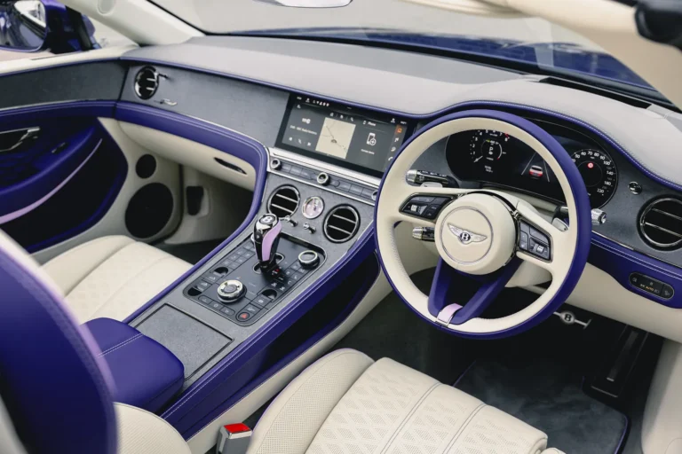 Bentley Continental GTC Violette