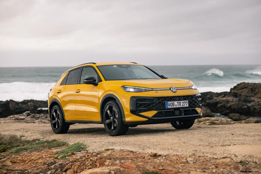 2026 Volkswagen T-Roc Front Side - Frontansicht // Canary Yellow // MarioRoman Pictures