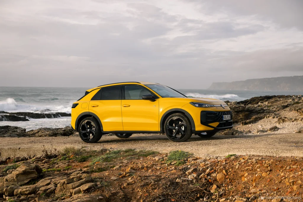 2026 Volkswagen T-Roc Front Side - Frontansicht // Canary Yellow // MarioRoman Pictures