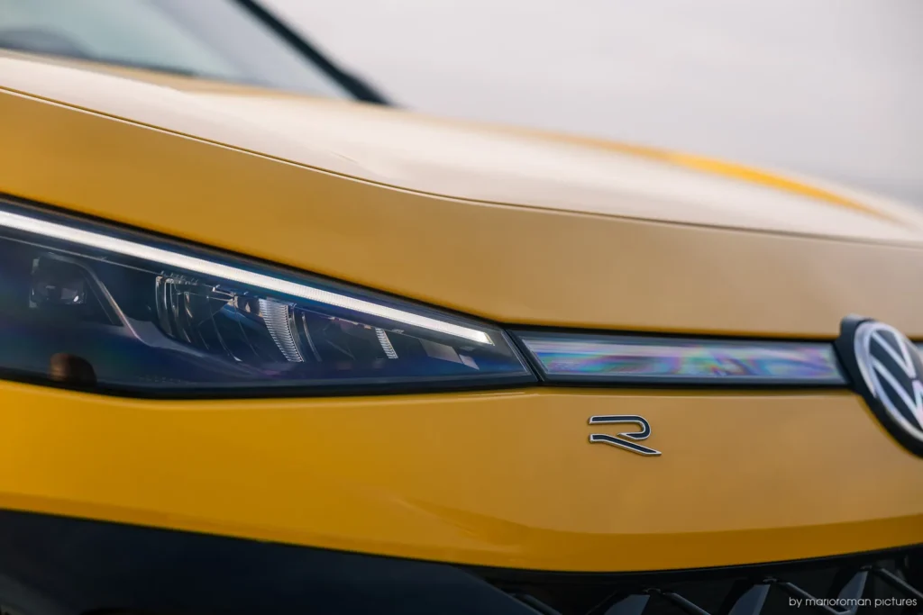 2026 Volkswagen T-Roc Front Side - Frontansicht // Canary Yellow // MarioRoman Pictures