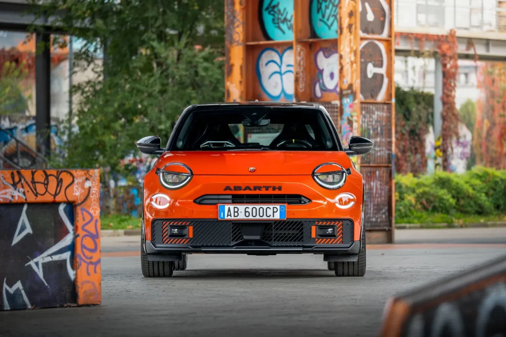 Abarth 600e Competizione (2025)