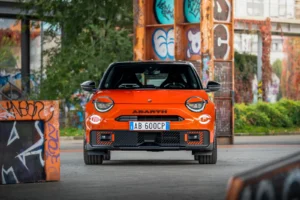 Abarth 600e Competizione (2025)