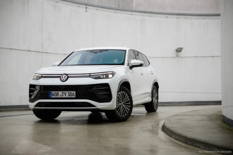 2025 Volkswagen Tayron R-Line weiß