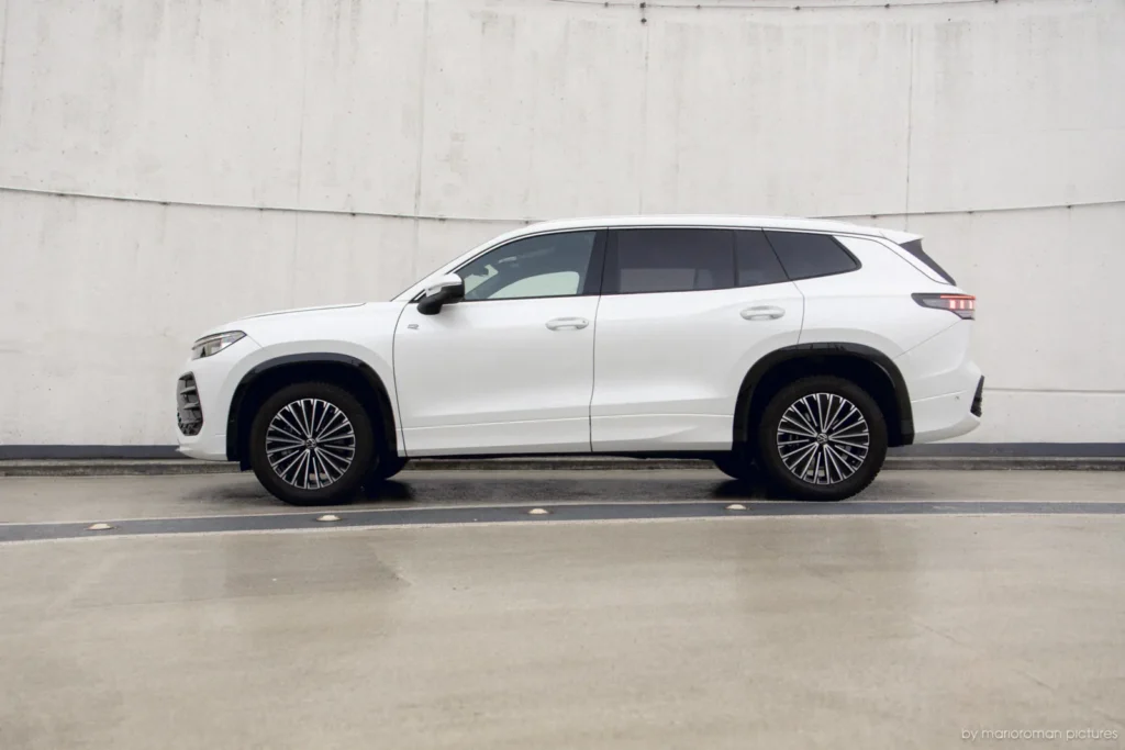 Volkswagen Tayron 2.0 TSI 4MOTION (2025) 