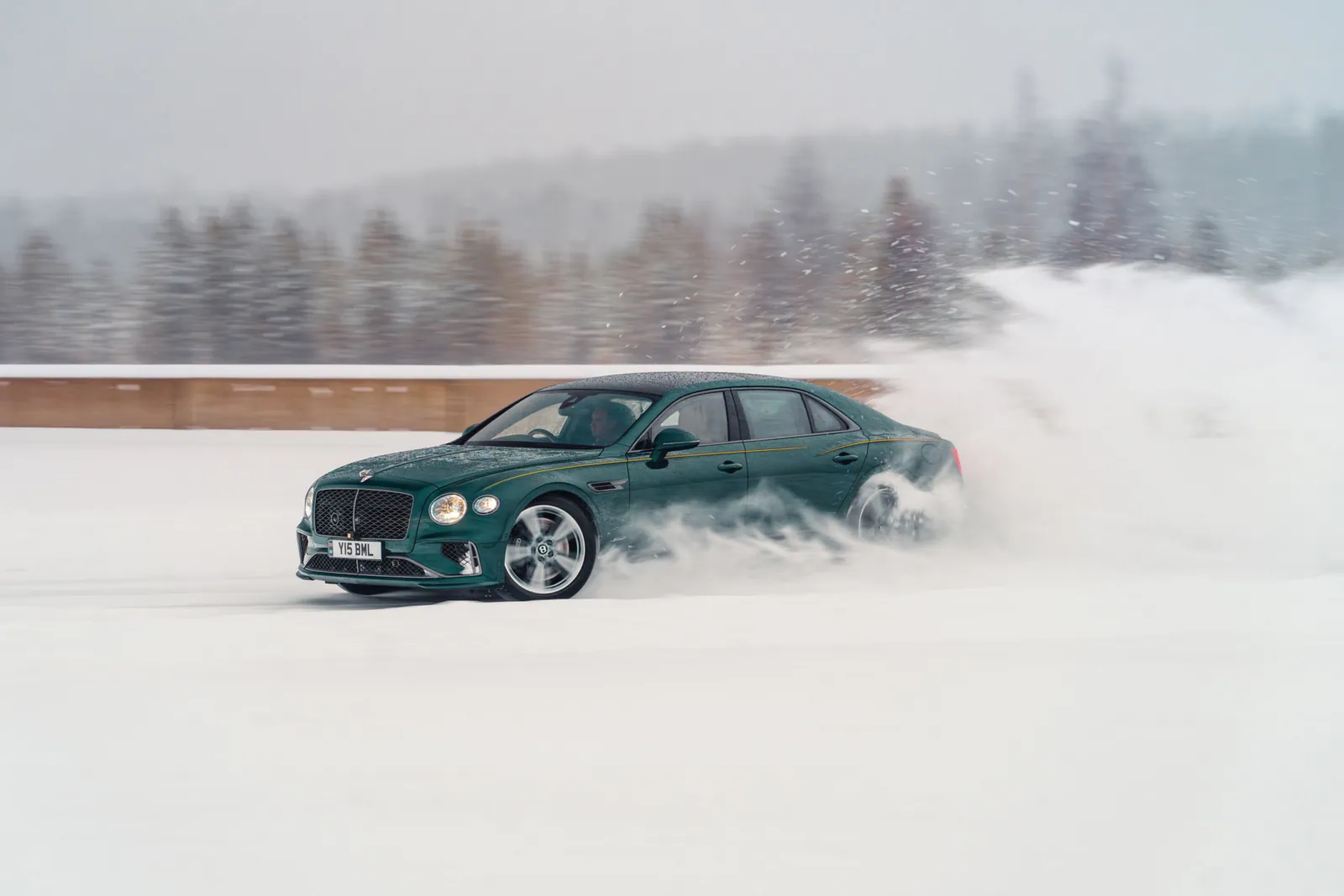 Bentley Flying Spur Speed Winter Lap Record | Fanaticar Magazin