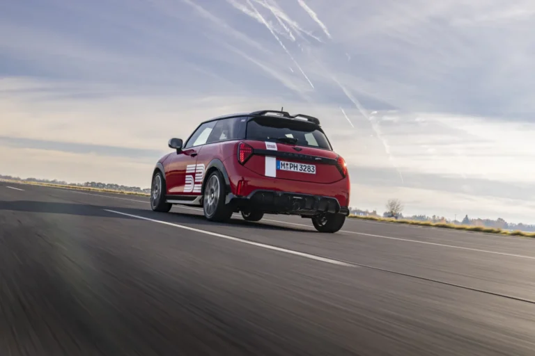 Mini 1965 Victory Edition