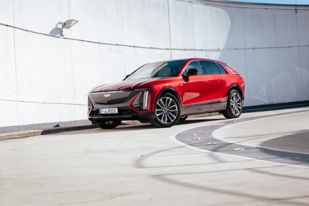 2025 Cadillac Lyriq
