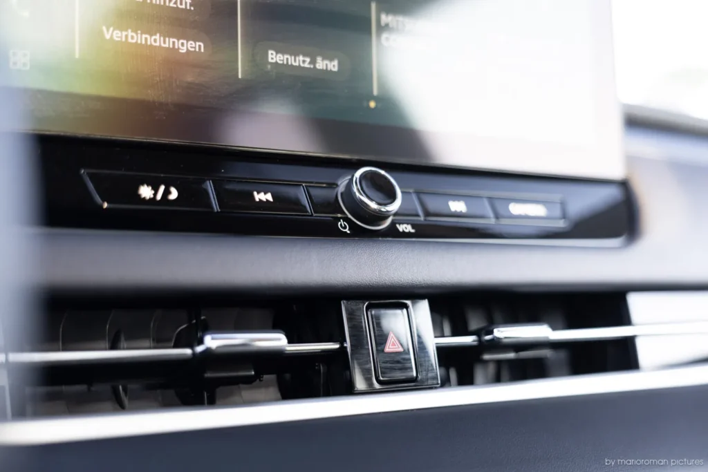 2026 Mitsubishi Outlander PHEV 