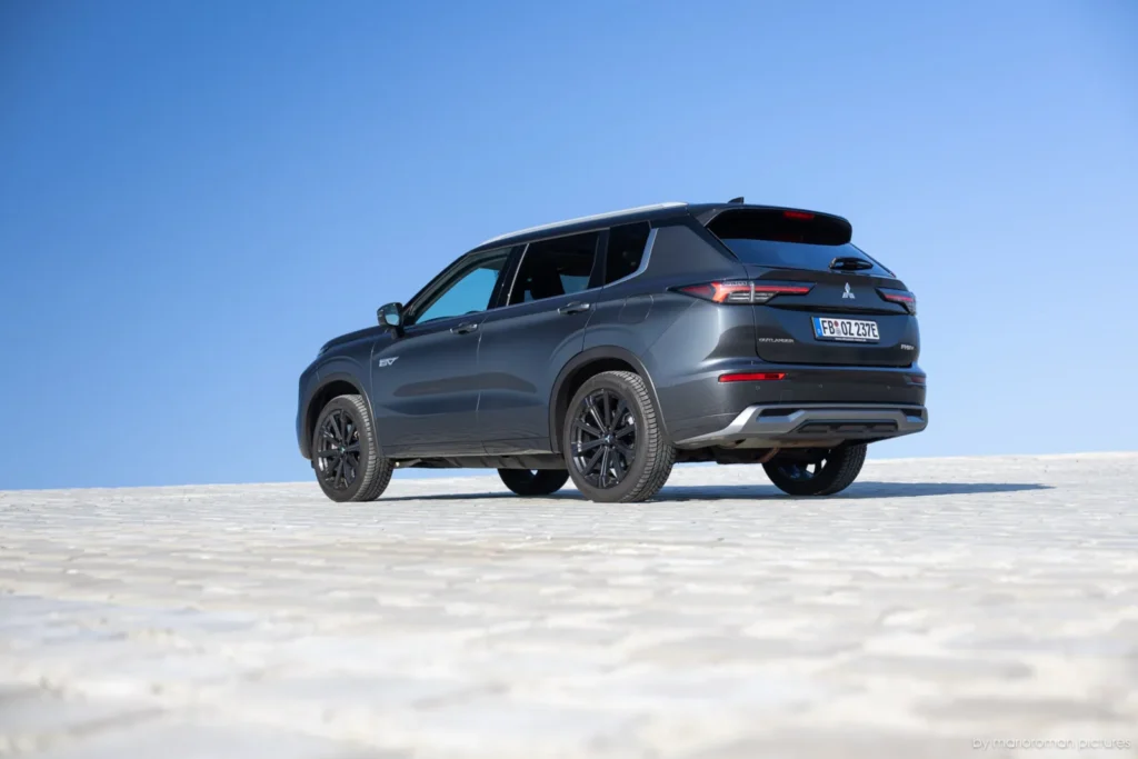 2026 Mitsubishi Outlander PHEV 