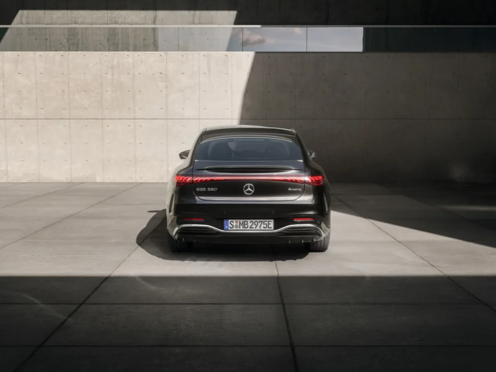 2026 Mercedes-Benz EQS 