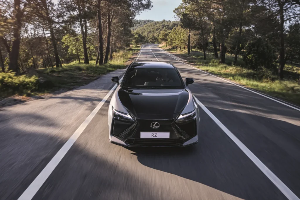 Lexus RZ 550e F-Sport