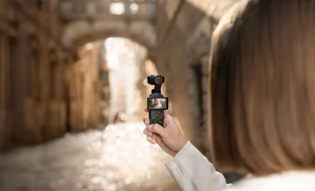 DJI Osmo Pocket 4