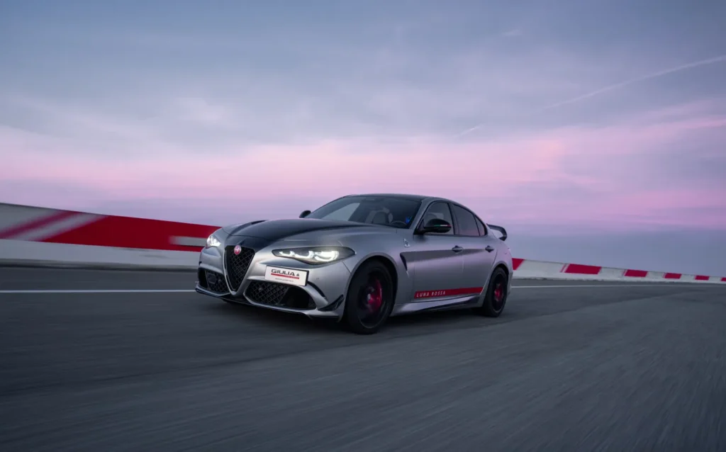 Alfa Romeo Giulia Quadrifoglio Luna Rossa