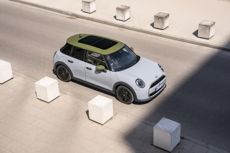 Mini John Cooper Paul Smith Edition