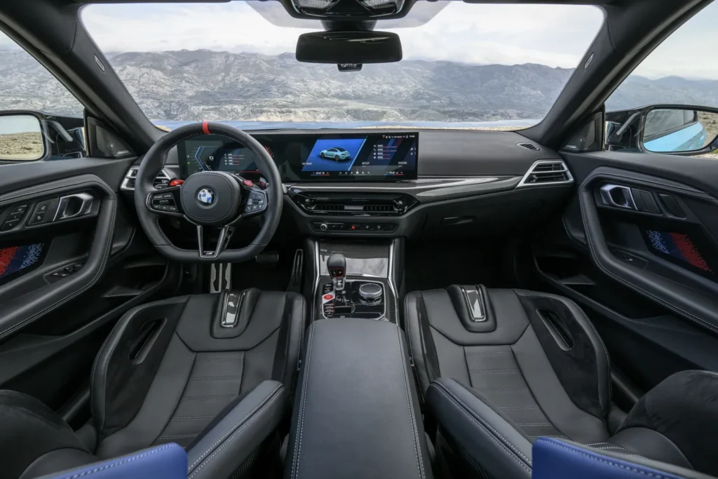 BMW M2 xDrive 