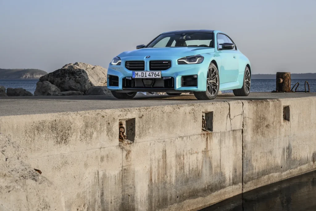 BMW M2 xDrive 