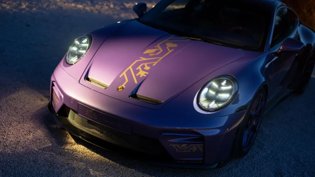 Porsche 911 GT3 Touring "Tree of Life"