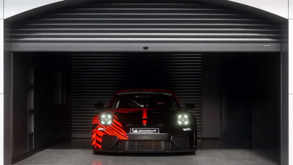 Porsche 911 GT4 R 